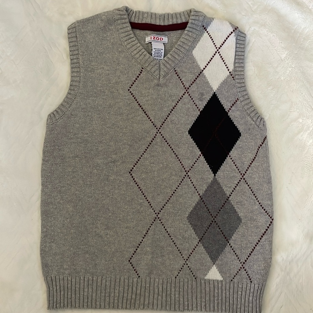 Boys pullover sweater vest